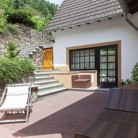 A Modern Apartment In The Hunsr Ck Region S Romantic Drohn Valley Merschbach Esterno foto