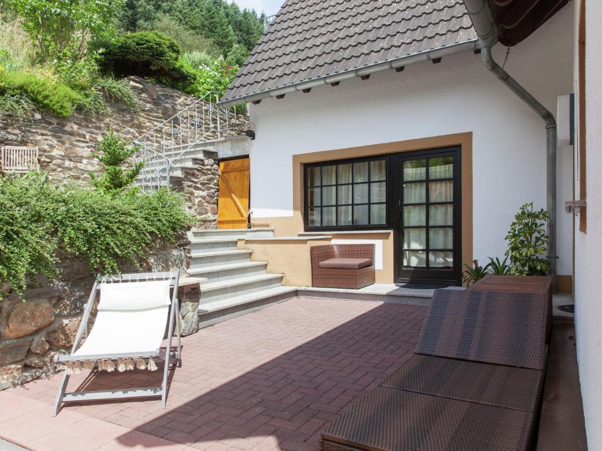 A Modern Apartment In The Hunsr Ck Region S Romantic Drohn Valley Merschbach Esterno foto