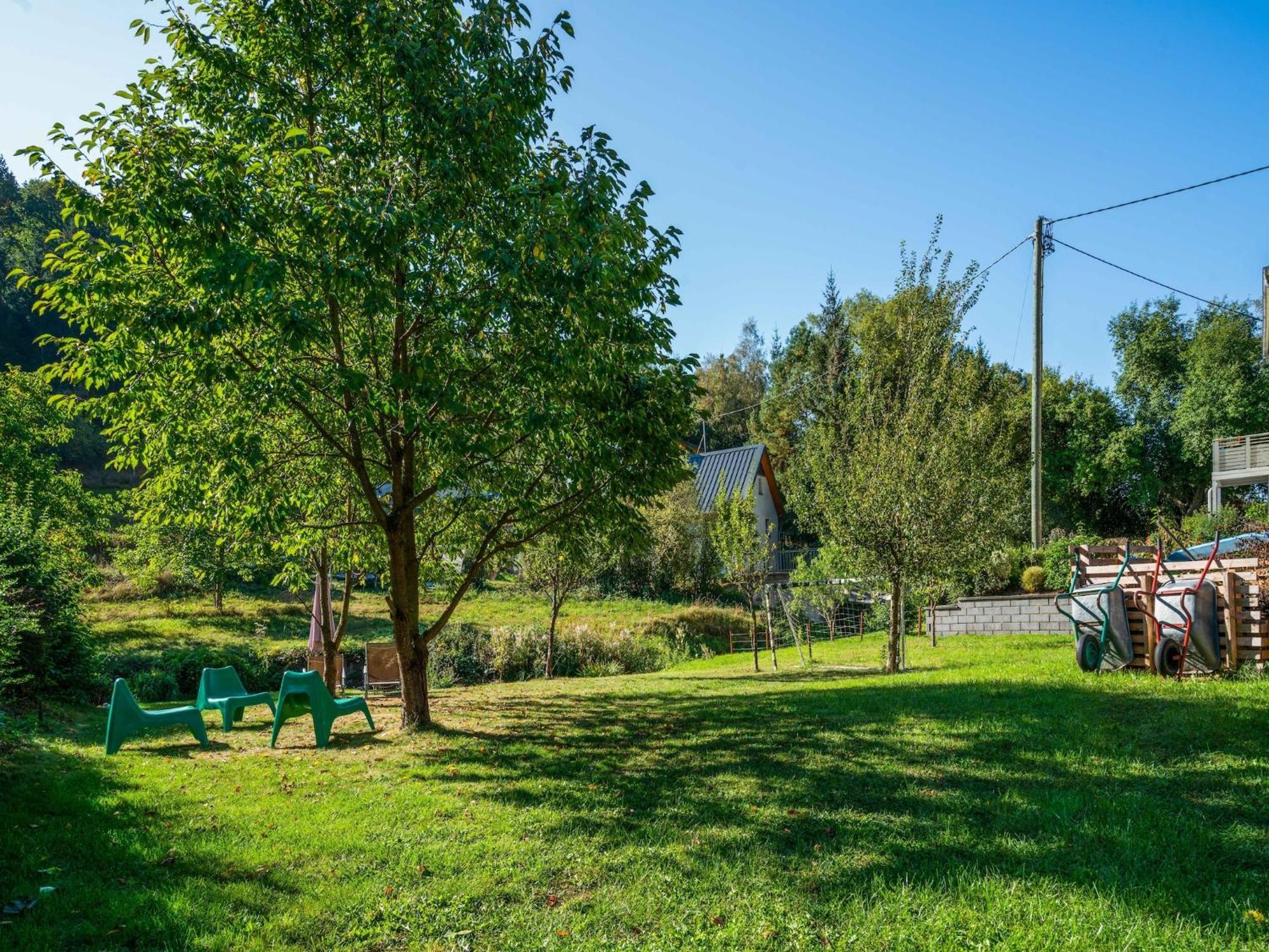 A Modern Apartment In The Hunsr Ck Region S Romantic Drohn Valley Merschbach Esterno foto