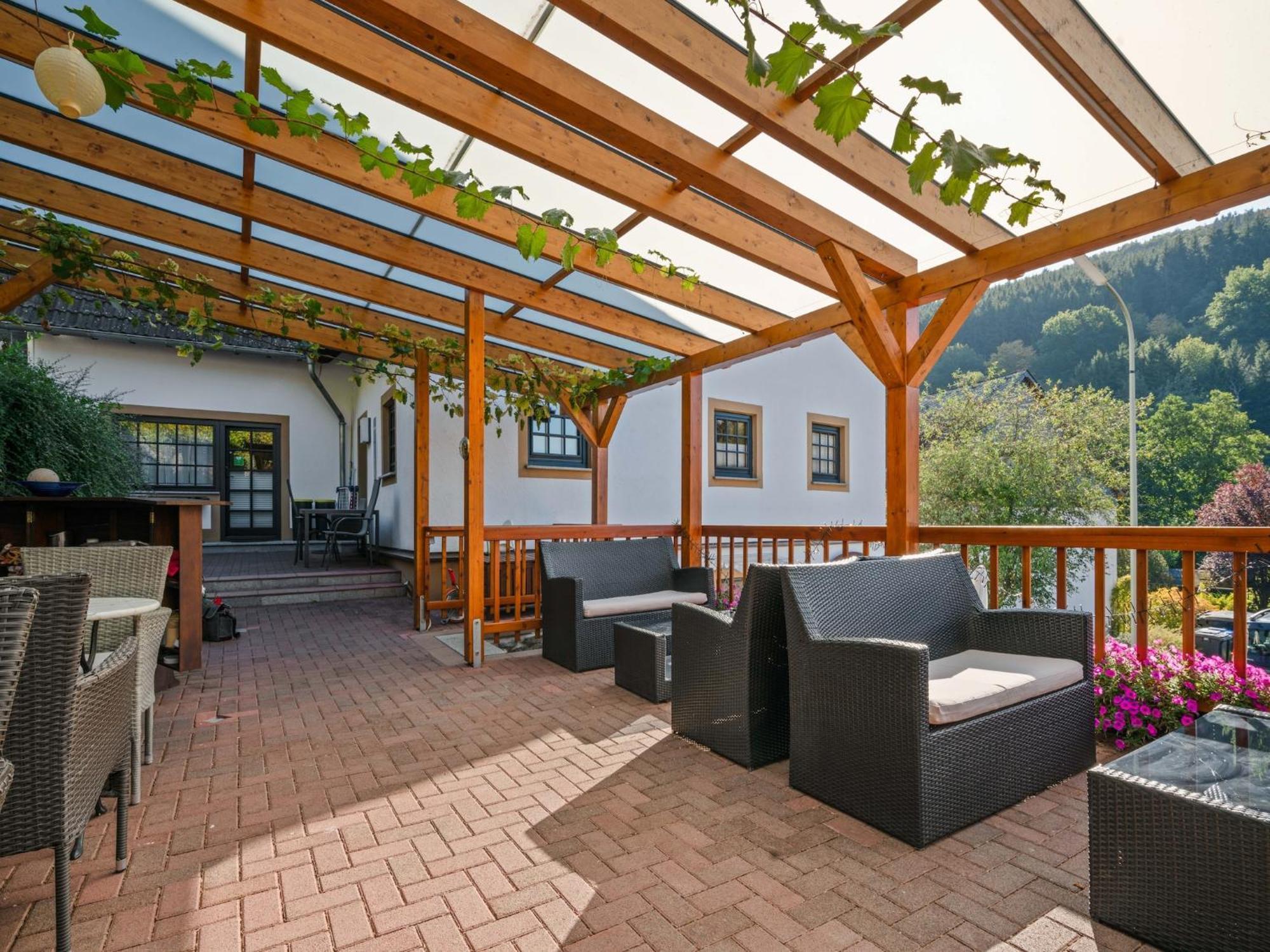 A Modern Apartment In The Hunsr Ck Region S Romantic Drohn Valley Merschbach Esterno foto