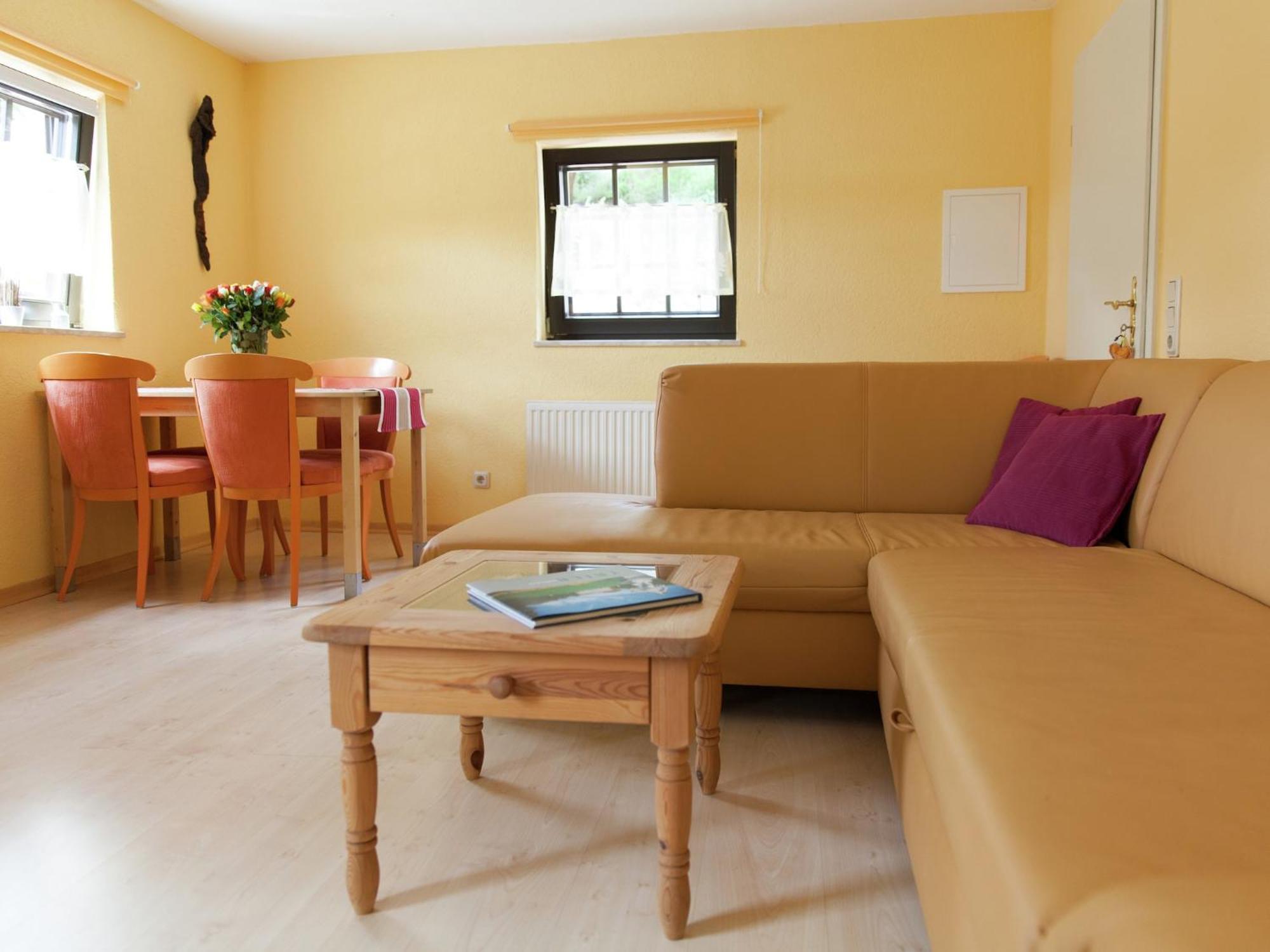 A Modern Apartment In The Hunsr Ck Region S Romantic Drohn Valley Merschbach Esterno foto
