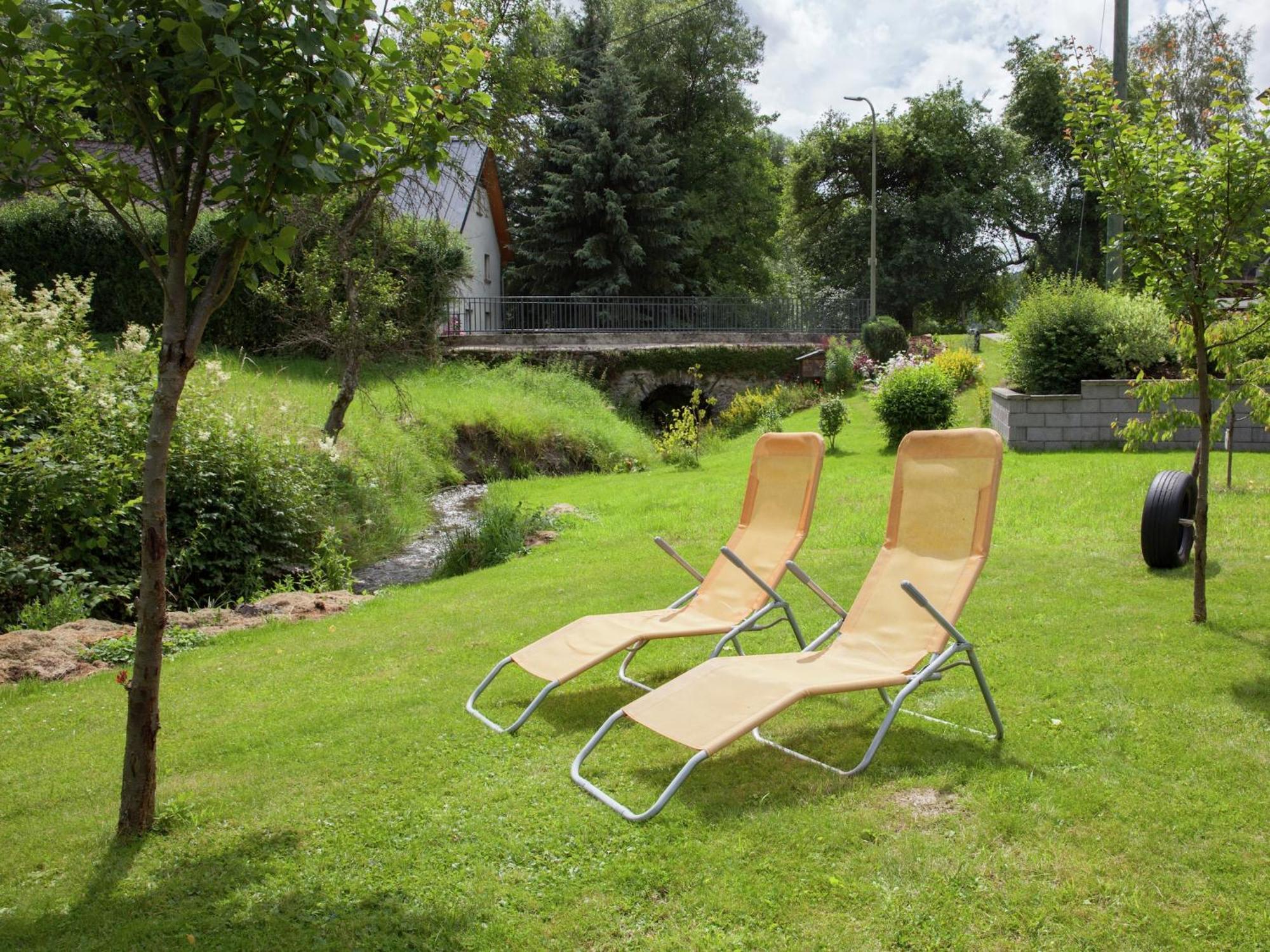 A Modern Apartment In The Hunsr Ck Region S Romantic Drohn Valley Merschbach Esterno foto